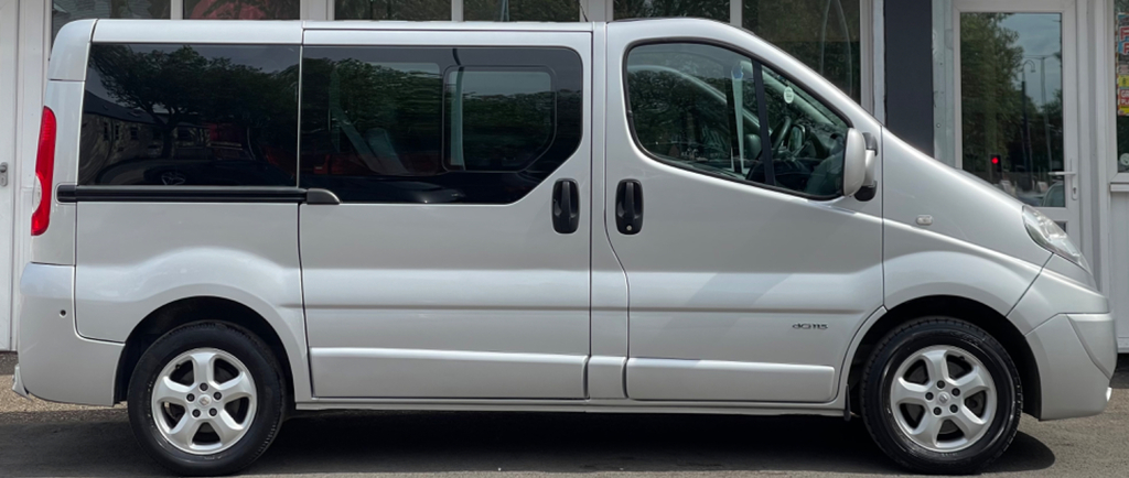 Renault Trafic 2.0 Td Dci Ll29 Platform Cab Qs6 214 G Silver #5