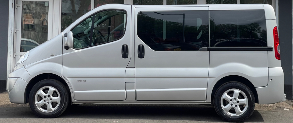 Renault Trafic Panel Van 2.0 Dci Eco Sl27 Phase 3 Panel Van Swb 3 White #27