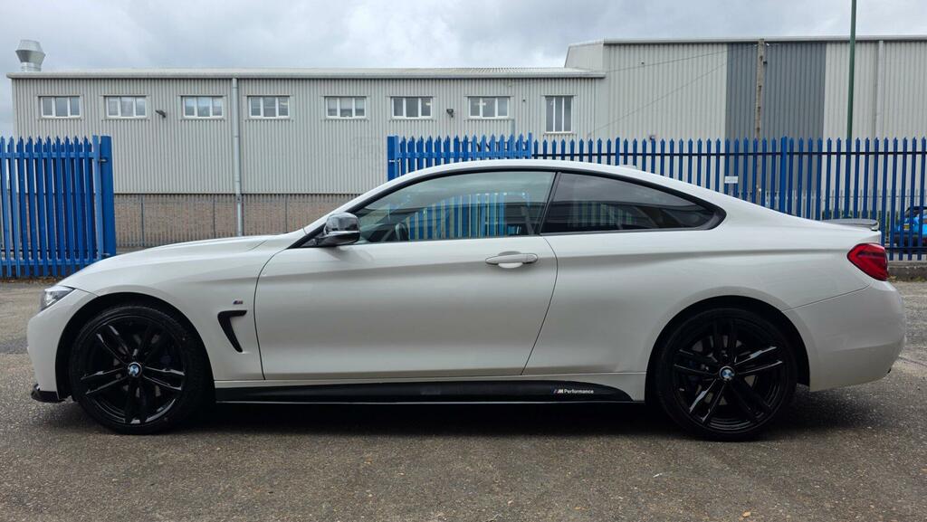 BMW 4 Series 2.0 420D M Sport Euro 6 Ss CP67JGY White #4