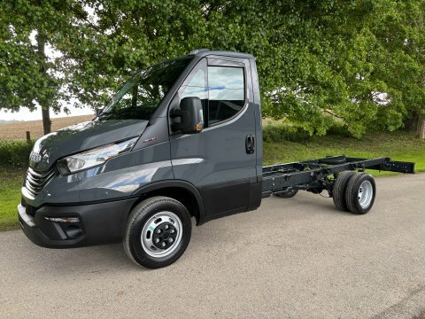 35C18h 3750Wb Chassis HY26LTN Grey