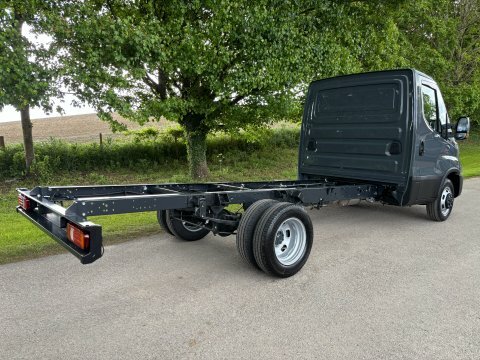 35C18h 3750Wb Chassis HY26LTN Grey #2