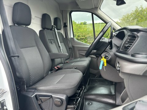 Ford Transit Custom 350 Rwd 130Ps AV70APK White #4