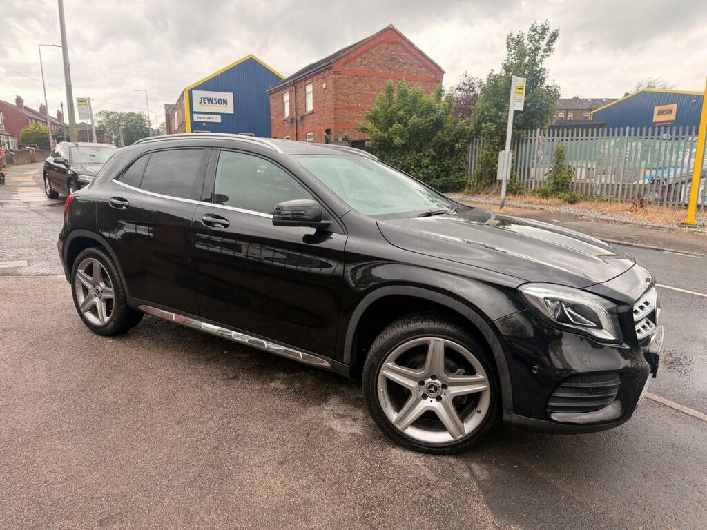Mercedes-Benz GLA Class Suv 1.6 Gla180 Amg Line Edition Euro 6 Ss Black