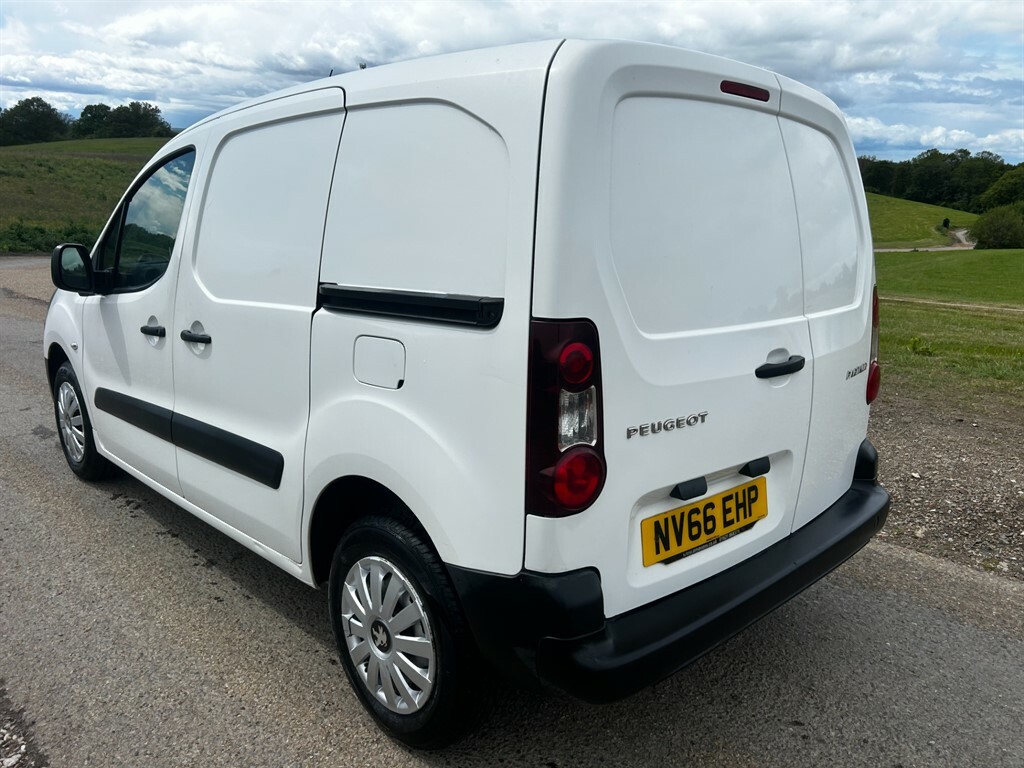 Peugeot Partner Blue Hdi S L1 NV66EHP White #3