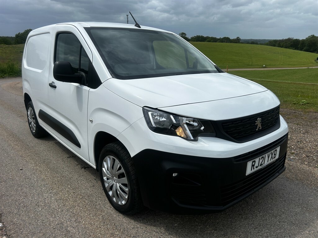 Peugeot Partner Bluehdi Professional L1 White