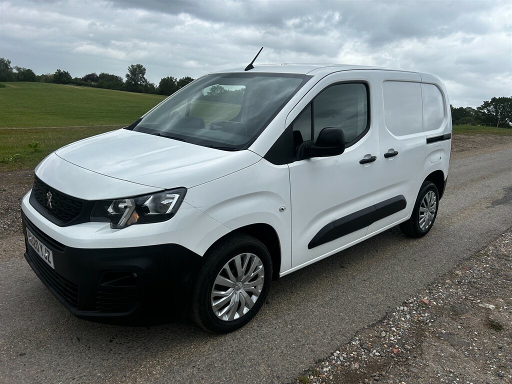 Peugeot Partner Bluehdi Professional L1 White