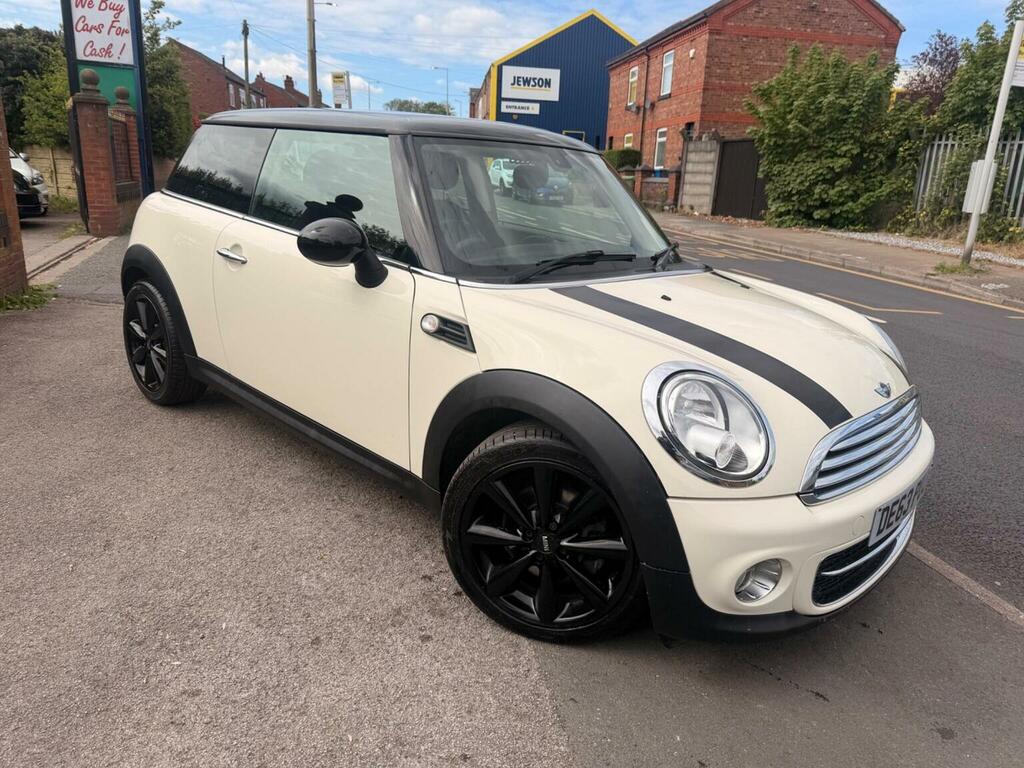 Mini Hatch Hatchback 1.6 Cooper D Euro 5 Ss 201363 White