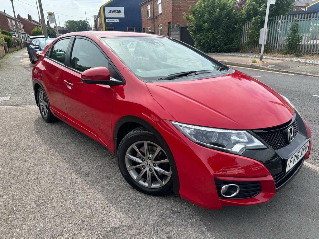 Honda Civic Hatchback 1.6 I-dtec Se Plus Navi Euro 5 Ss 5 FV16AFU Red