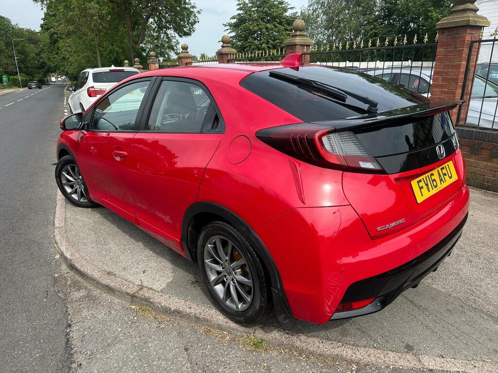 Honda Civic Hatchback 1.6 I-dtec Se Plus Navi Euro 5 Ss 5 FV16AFU Red #4