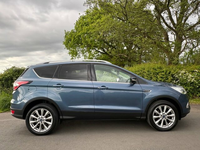 Ford Kuga 2019 1.5T Ecoboost Titanium Edition Suv WU69ZHR Blue #4