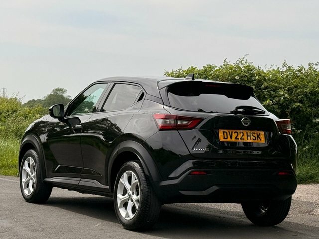 Nissan Juke 2022 1.0 Dig-t N-connecta Suv Eu DV22HSK Black #6