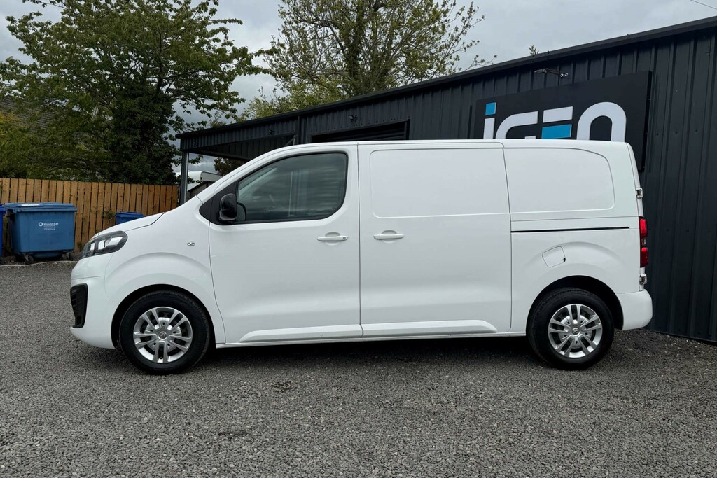 Vauxhall Vivaro F2900 Sportive Ss WGZ2917 #2