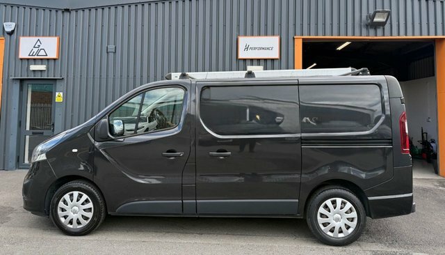 Vauxhall Vivaro 1.6 Cdti 2700 Biturbo Ecotec Sportive Panel Van Black #5
