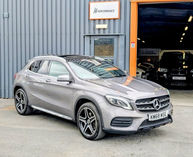 Mercedes-Benz GLA Class 2.1 Gla220d Amg Line Premium Plus Suv Grey #3
