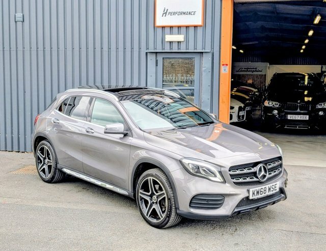 Mercedes-Benz GLA Class 2.1 Gla220d Amg Line Premium Plus Suv Grey #4