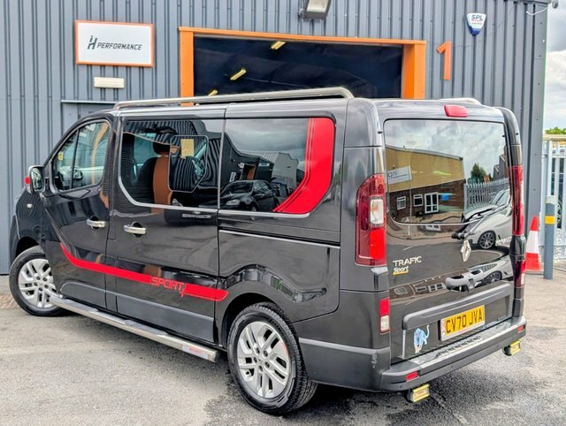 Renault Trafic 2.0 Dci Energy 28 Sport Nav Minibus Double Cab CV70JVA Black #6