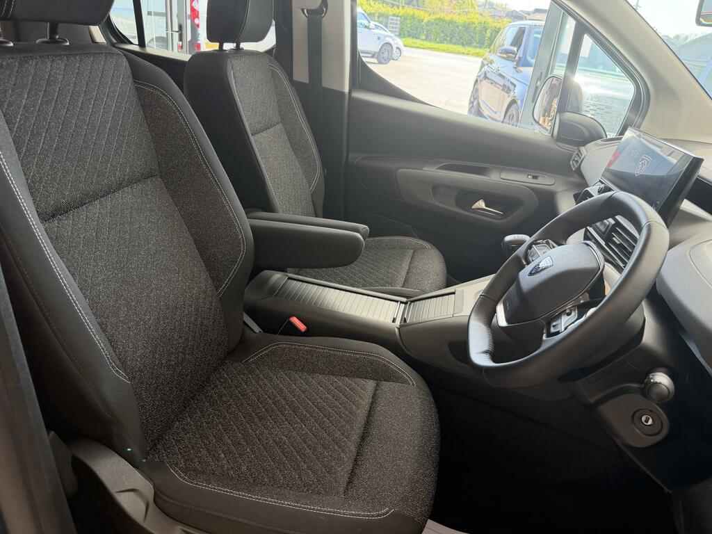 Peugeot Rifter 2024 Wheelchair Adapted Mpv Just 1 748 Miles Carr SD24RVJ Blue #6