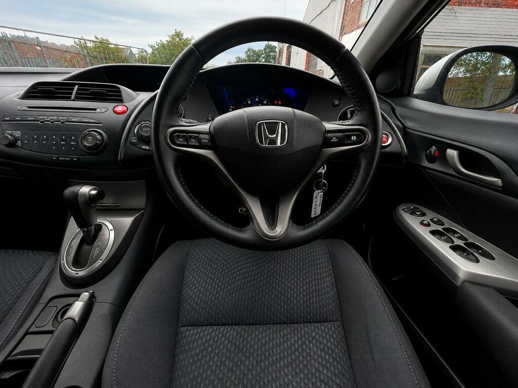 Honda Civic 1.8 I-vtec Se Silver #4