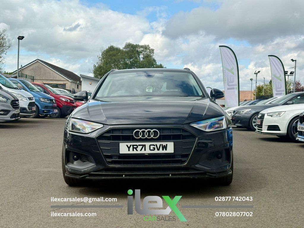 Audi A4 Avant 2L Technik YR71GVW Black #2