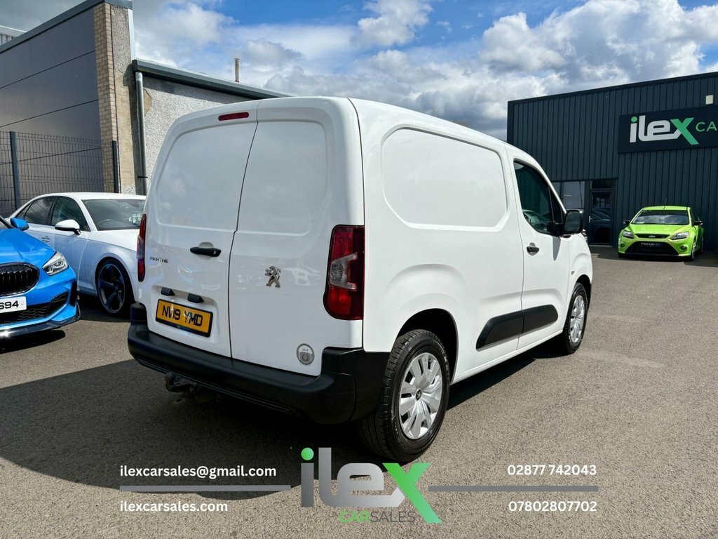 Peugeot Partner 1.6L Grip NV19YMD White #5