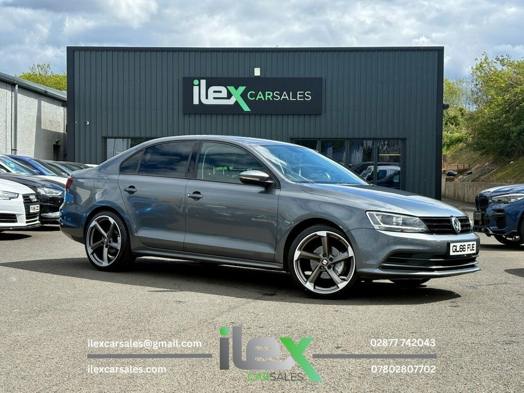 Volkswagen Jetta 2L S Grey