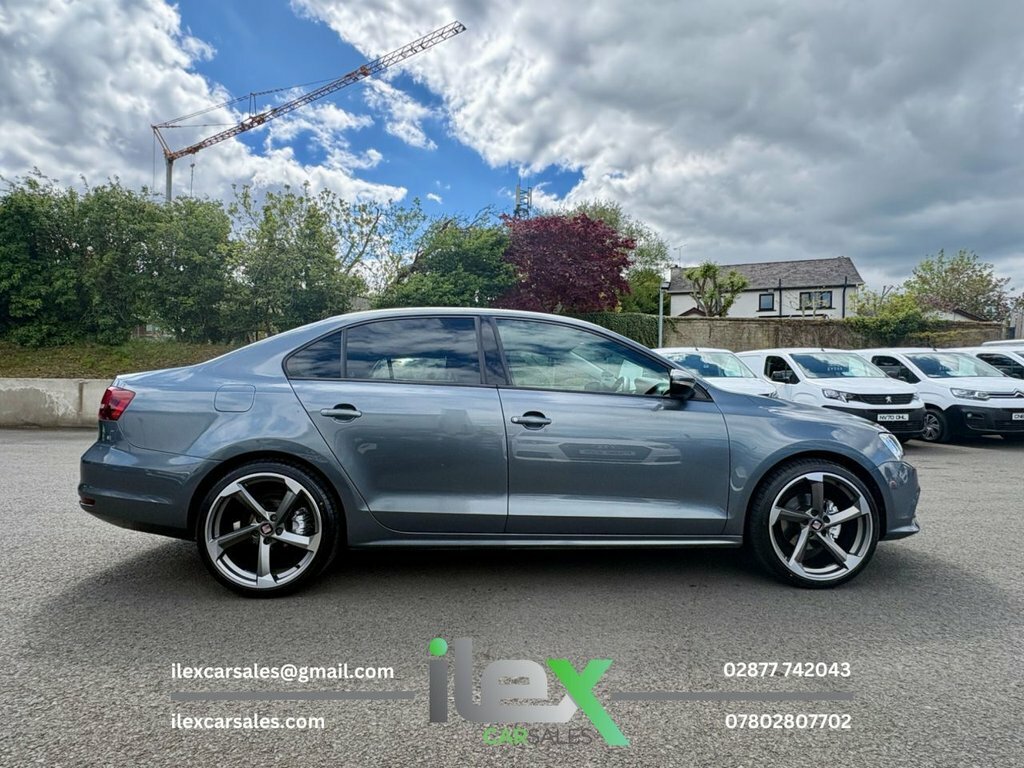 Volkswagen Jetta 2L S GL66FUE Grey #4