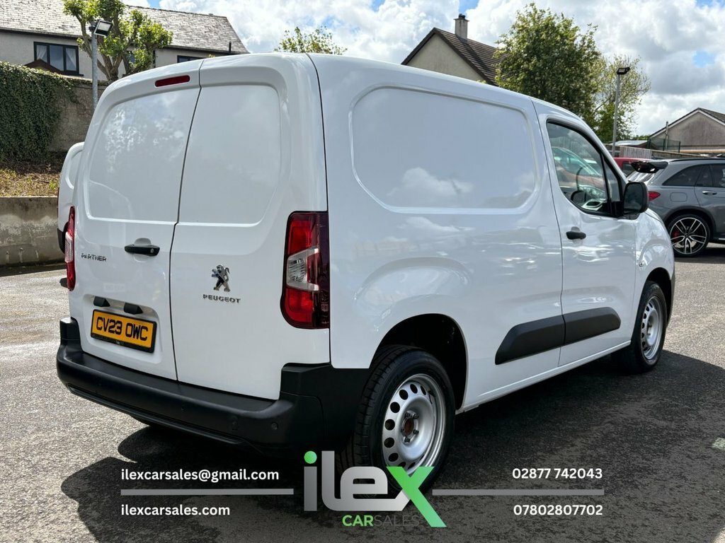 Peugeot Partner 1.5L Professional Premium CV23OWC White #3