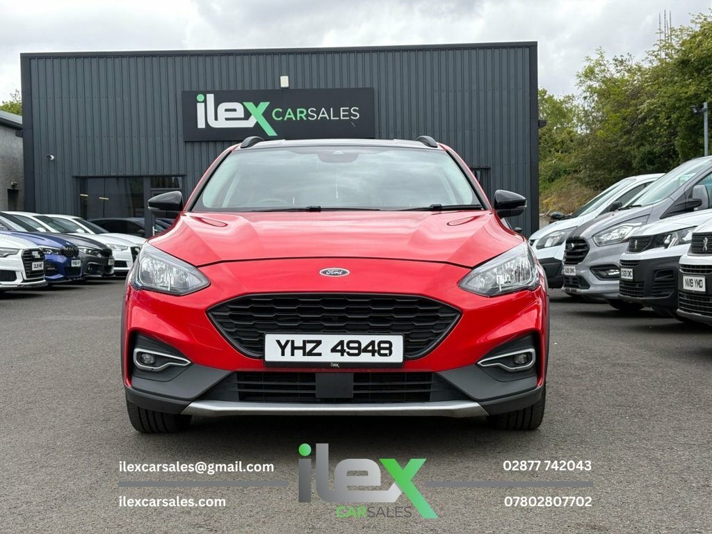 Ford Focus 1.5L Active YHZ4948 Red #2