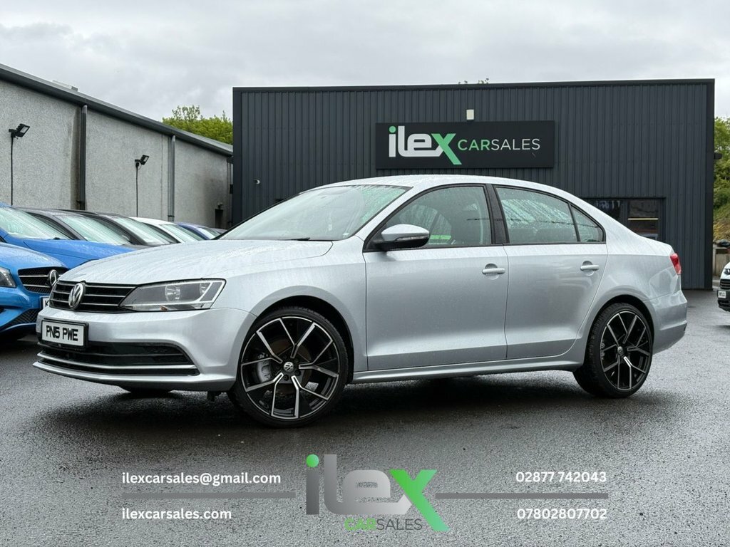 Volkswagen Jetta 2L Se Silver #2