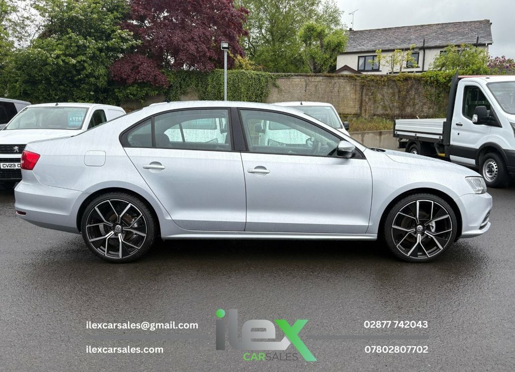 Volkswagen Jetta 2L Se Silver #3