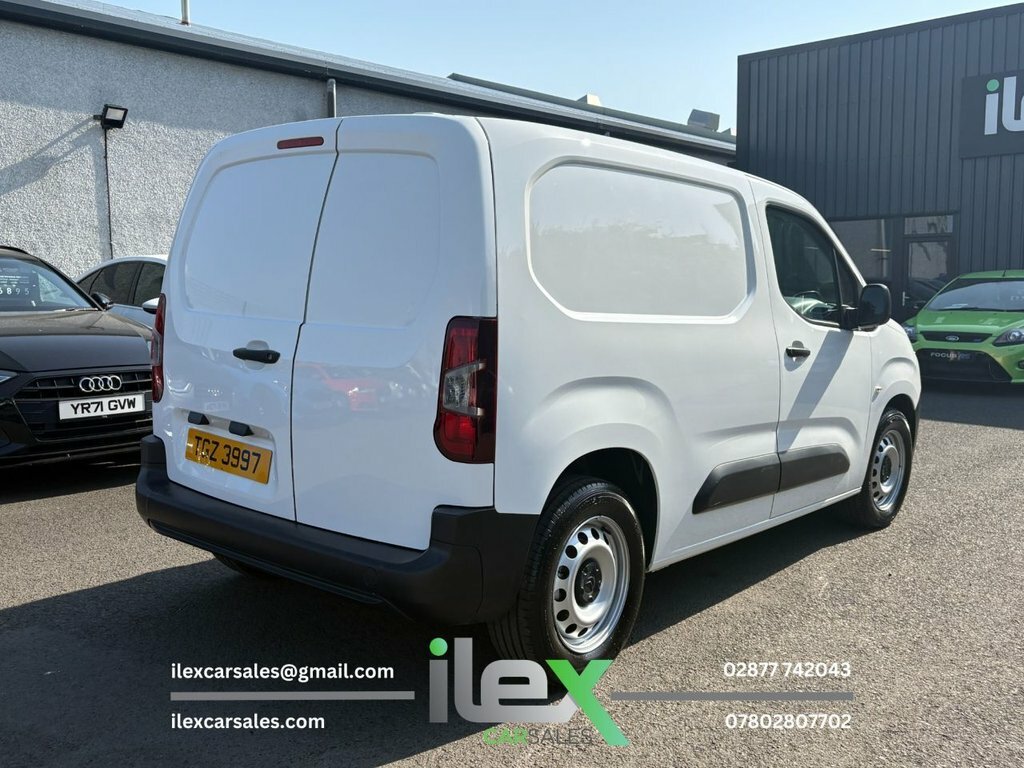 Citroen Berlingo 1.5L Worker M TGZ3997 White #5