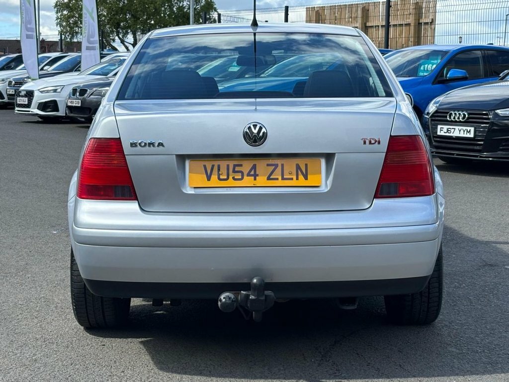 Volkswagen Bora Saloon Silver #13