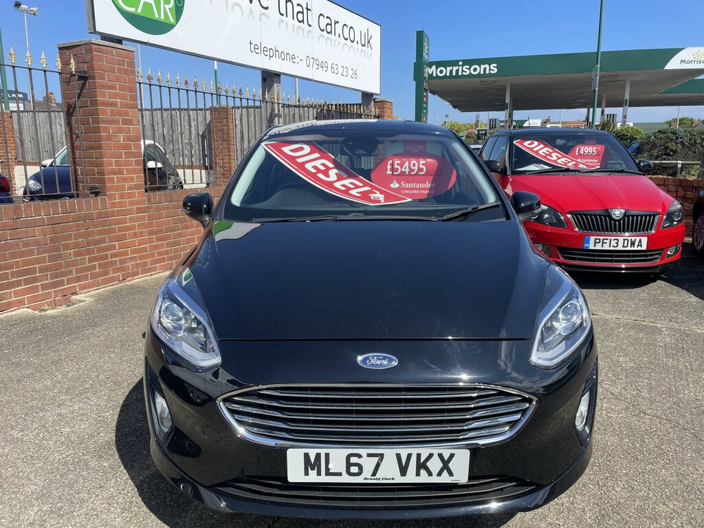Ford Fiesta Hatchback 1.5 Tdci Zetec 2017 ML67VKX Black #2