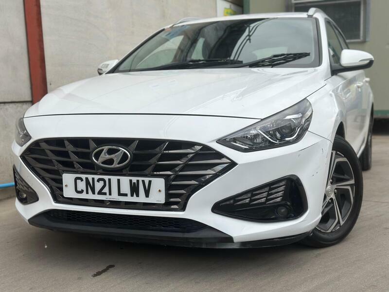 Hyundai I30 1.6 Crdi Mhev Se Connect Tourer Euro 6 Ss  #6