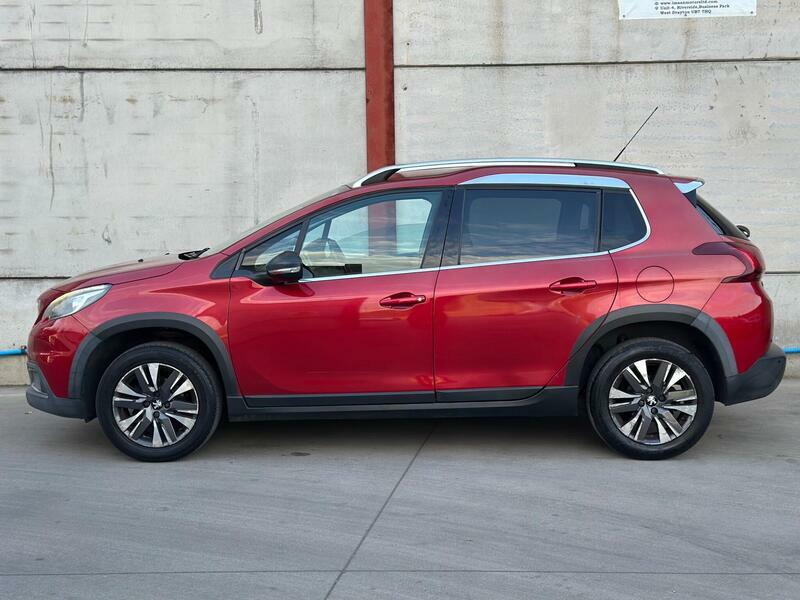 Peugeot 2008 1.2 Puretech Allure Euro 6 FG17YXY #5