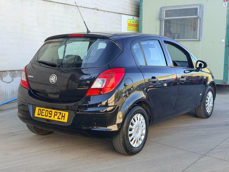 Vauxhall Corsa 1.2I 16V Life DE09PZH  #4