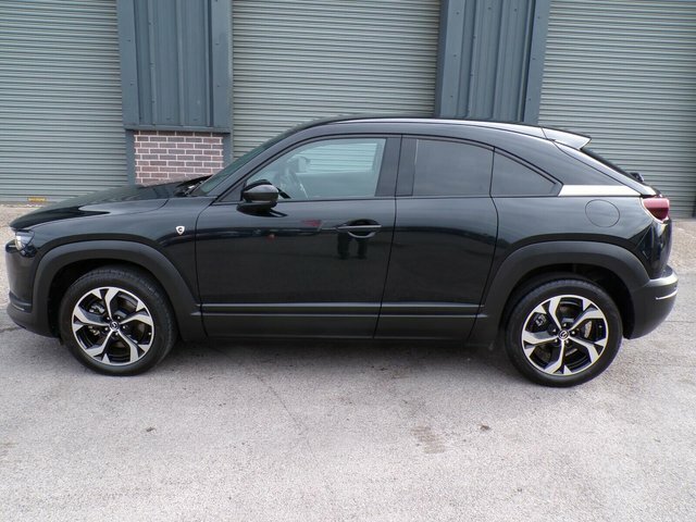Mazda MX-30 125Kw R-ev Exclusive Line Black #4