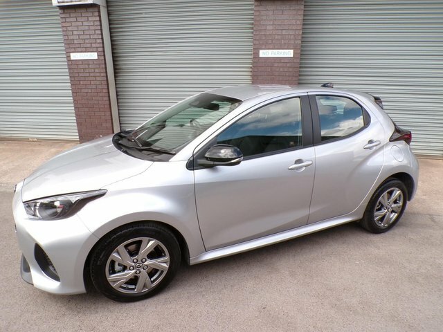 Mazda 2 Hybrid 1.5I Hybrid Exclusive Line Cvt DK25GPY Silver #2