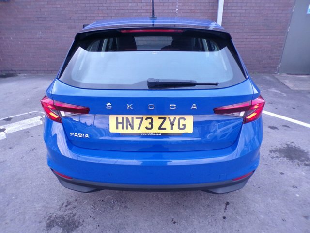 Skoda Fabia 1.0 Tsi Se Comfort Dsg Euro 6 S S HN73ZYG Blue #4
