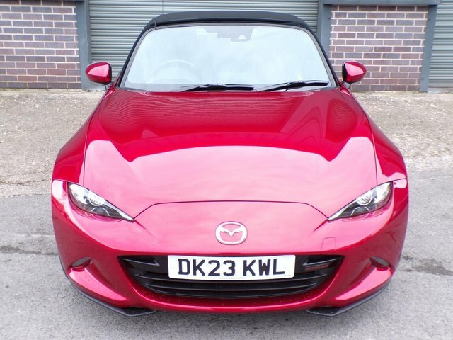 Mazda MX-5 2.0 184 Exclusive-line Red #3