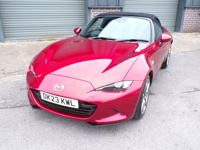 Mazda MX-5 2.0 184 Exclusive-line Red #4