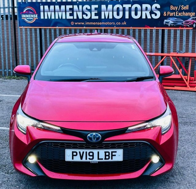 Toyota Corolla Vvt-h Design Hatchback PV19LBF Red #3