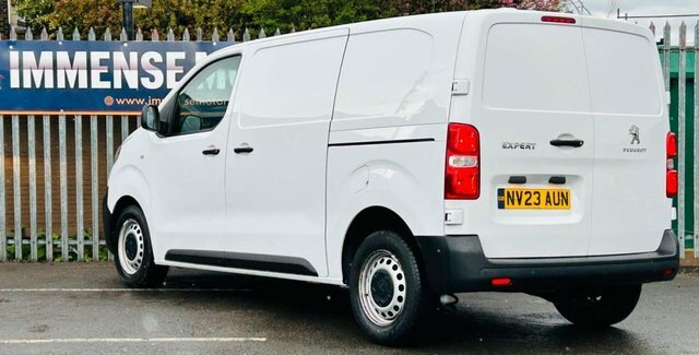 Peugeot Expert Bluehdi 1000 Professional Premium NV23AUN White #5