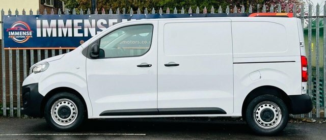 Peugeot Expert Bluehdi 1000 Professional Premium NV23AUN White #4
