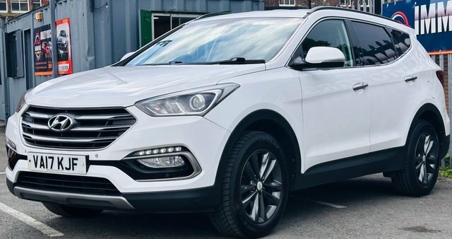 Hyundai Santa Fe Crdi Blue Drive Premium VA17KJF White #4