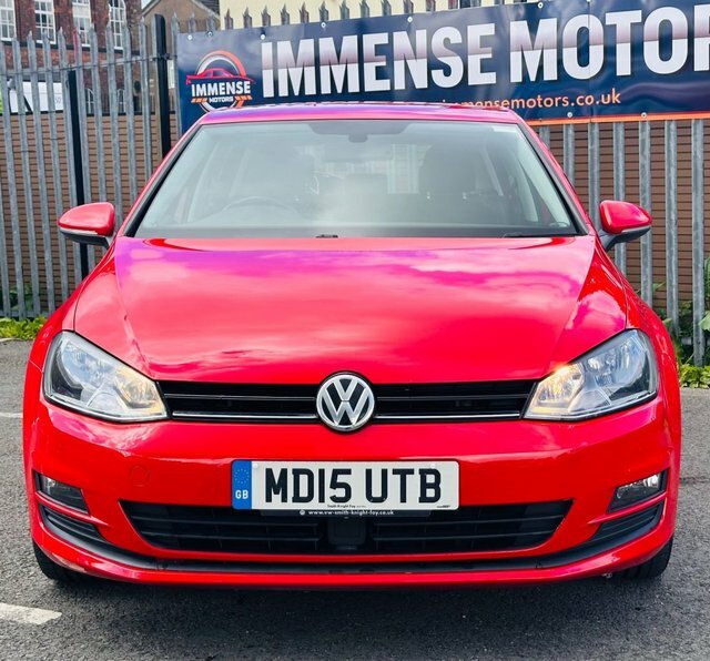 Volkswagen Golf Tsi Bluemotion Tech Match MD15UTB Red #2