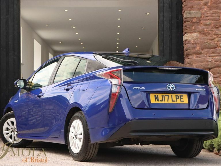 Toyota Prius 1.8 Vvt-h Excel Cvt Euro 6 Ss 15In Alloy NJ17LPE #2
