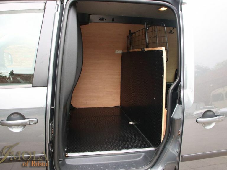 Volkswagen Caddy 2.0 Tdi C20 Bluemotion Tech Highline Dsg Swb Euro DE18EHS #4