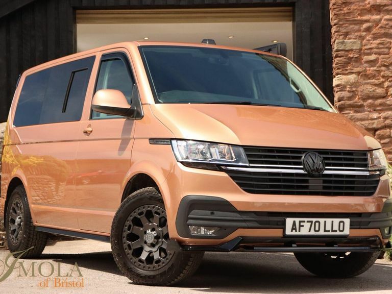 Volkswagen Transporter 2.0 Tdi T30 Highline Kombi Dsg Fwd Swb Euro 6 Ss Brown