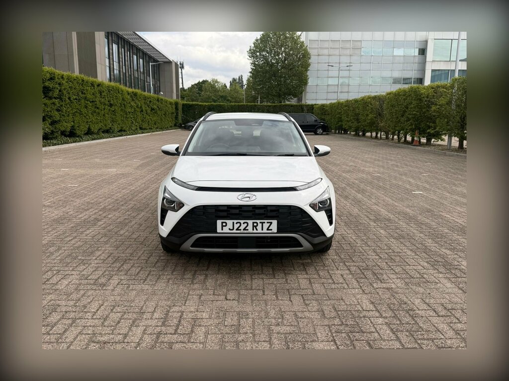 Hyundai Bayon 1.0 T-gdi Mhev Se Connect Suv Hybrid Dc PJ22RTZ White #4
